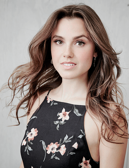 How tall is Poppy Drayton?